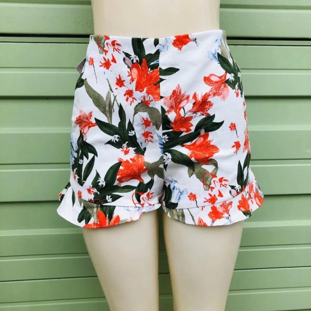 Zara Floral Ruffle Shorts